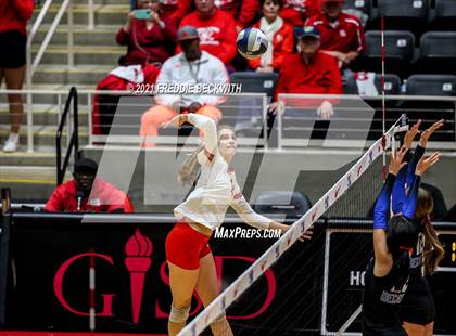 Thumbnail 2 in Bellville vs. Decatur (UIL Volleyball 4A Semi-Finals)  photogallery.