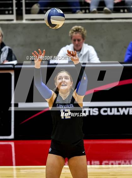 Thumbnail 1 in Bellville vs. Decatur (UIL Volleyball 4A Semi-Finals)  photogallery.