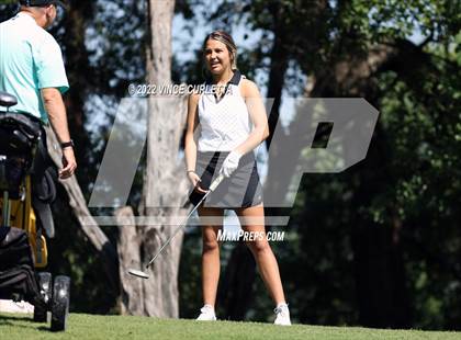 Thumbnail 2 in UIL 2A Golf State Championship photogallery.