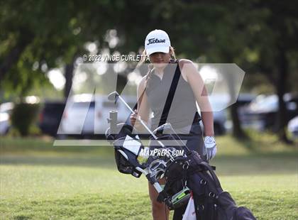 Thumbnail 1 in UIL 2A Golf State Championship photogallery.