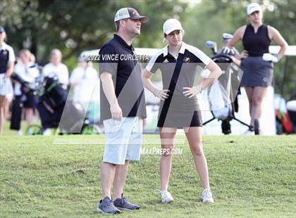 Thumbnail 2 in UIL 2A Golf State Championship photogallery.