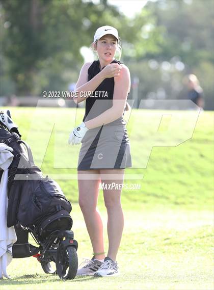 Thumbnail 1 in UIL 2A Golf State Championship photogallery.