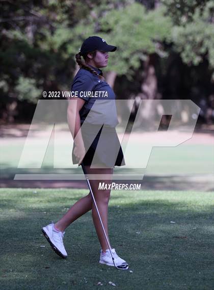 Thumbnail 3 in UIL 2A Golf State Championship photogallery.