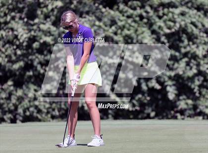 Thumbnail 1 in UIL 2A Golf State Championship photogallery.