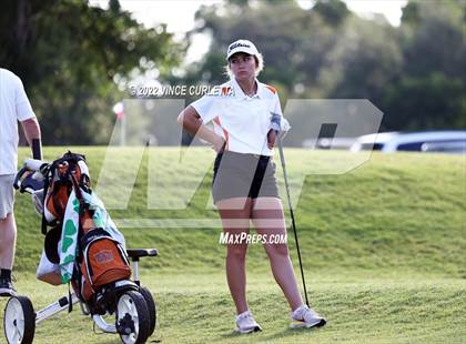 Thumbnail 1 in UIL 2A Golf State Championship photogallery.