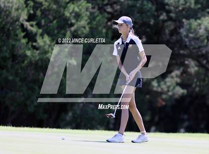 Thumbnail 3 in UIL 2A Golf State Championship photogallery.