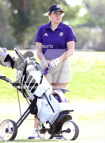 Thumbnail 1 in UIL 2A Golf State Championship photogallery.
