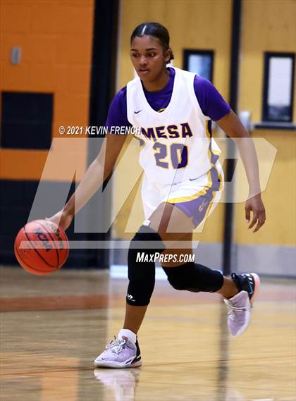 Thumbnail 3 in Pueblo vs. Mesa (Scorpion Shootout Tournament) photogallery.