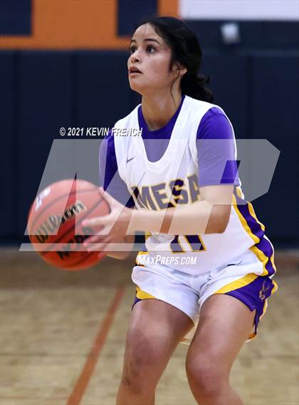 Thumbnail 2 in Pueblo vs. Mesa (Scorpion Shootout Tournament) photogallery.