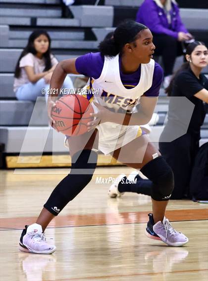 Thumbnail 2 in Pueblo vs. Mesa (Scorpion Shootout Tournament) photogallery.