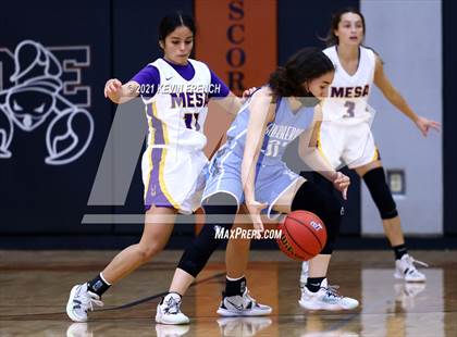 Thumbnail 1 in Pueblo vs. Mesa (Scorpion Shootout Tournament) photogallery.
