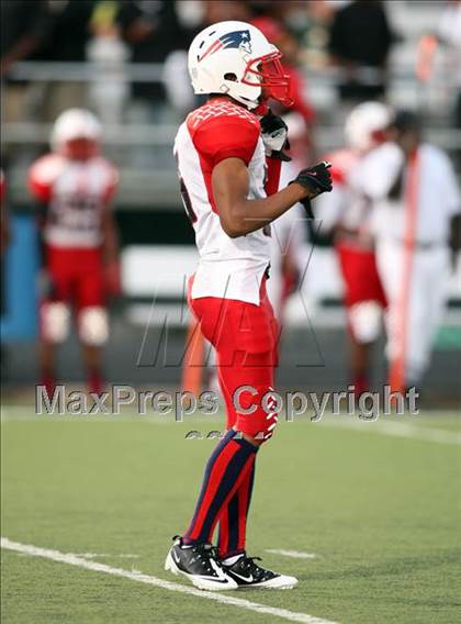 Thumbnail 3 in Miramar @ DeSoto (Texas vs. Florida Football Showcase) photogallery.