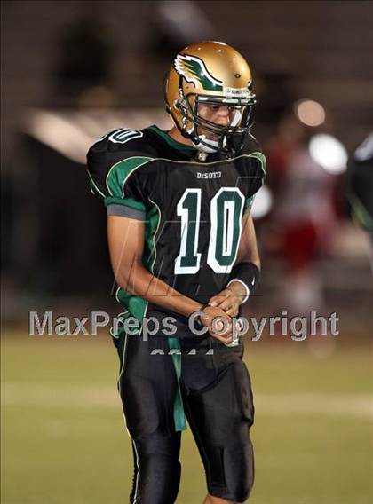 Thumbnail 2 in Miramar @ DeSoto (Texas vs. Florida Football Showcase) photogallery.