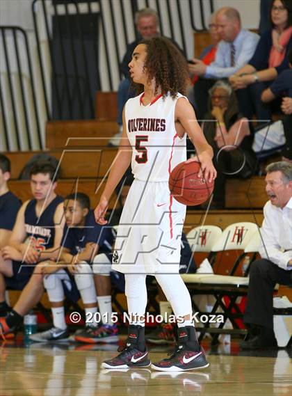 Thumbnail 2 in Chaminade vs. Harvard-Westlake photogallery.