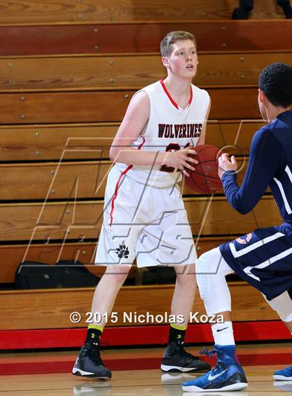 Thumbnail 1 in Chaminade vs. Harvard-Westlake photogallery.