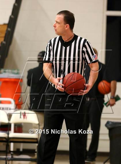 Thumbnail 2 in Chaminade vs. Harvard-Westlake photogallery.