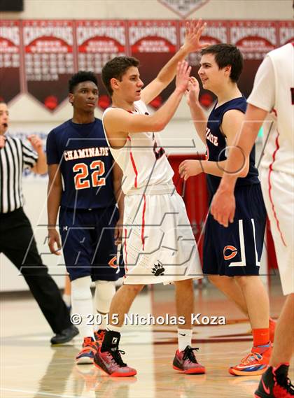 Thumbnail 3 in Chaminade vs. Harvard-Westlake photogallery.