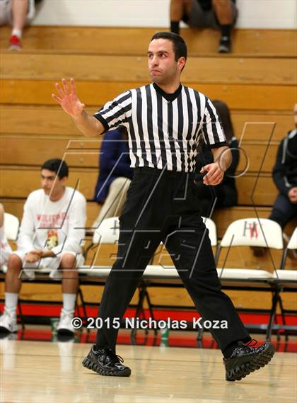 Thumbnail 3 in Chaminade vs. Harvard-Westlake photogallery.