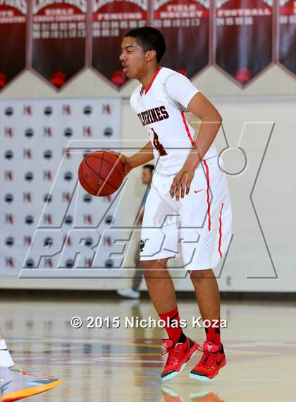 Thumbnail 2 in Chaminade vs. Harvard-Westlake photogallery.