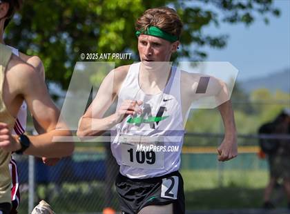 Thumbnail 3 in Bryan Bradley Viking Track Classic (800m) photogallery.