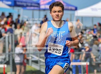 Thumbnail 1 in Bryan Bradley Viking Track Classic (800m) photogallery.