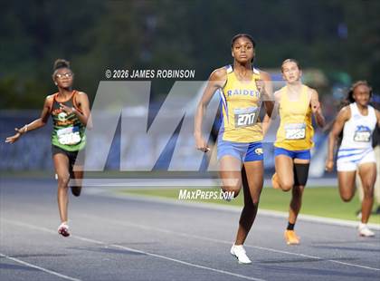 Thumbnail 2 in FHSAA Class 3A Final (200m) photogallery.
