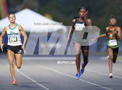 Thumbnail 3 in FHSAA Class 3A Final (200m) photogallery.