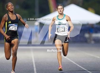 Thumbnail 1 in FHSAA Class 3A Final (200m) photogallery.