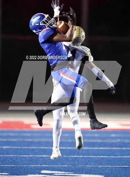 Thumbnail 1 in Central Catholic vs. Folsom (CIF SJS D1 Semi Finals) photogallery.