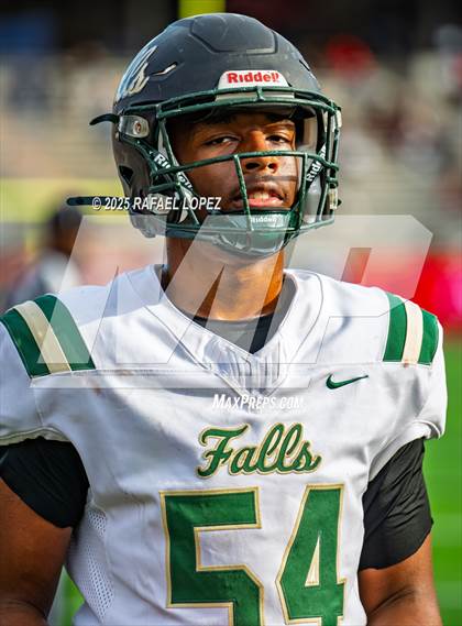 Thumbnail 3 in North Shore vs. Cypress Falls (UIL 6A D1 Football Regional) photogallery.