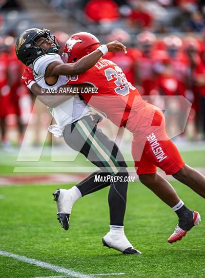 Thumbnail 1 in North Shore vs. Cypress Falls (UIL 6A D1 Football Regional) photogallery.