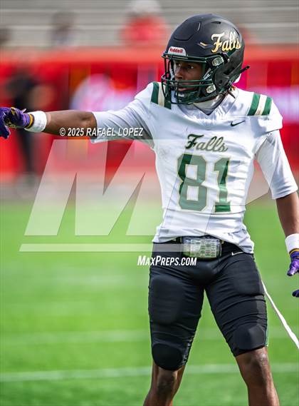 Thumbnail 3 in North Shore vs. Cypress Falls (UIL 6A D1 Football Regional) photogallery.