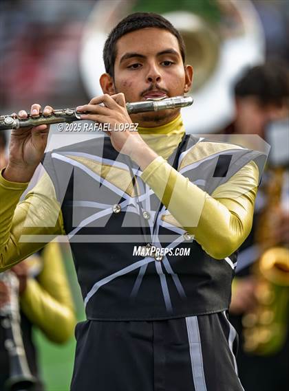 Thumbnail 3 in North Shore vs. Cypress Falls (UIL 6A D1 Football Regional) photogallery.
