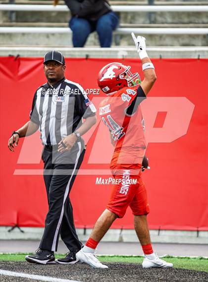 Thumbnail 1 in North Shore vs. Cypress Falls (UIL 6A D1 Football Regional) photogallery.
