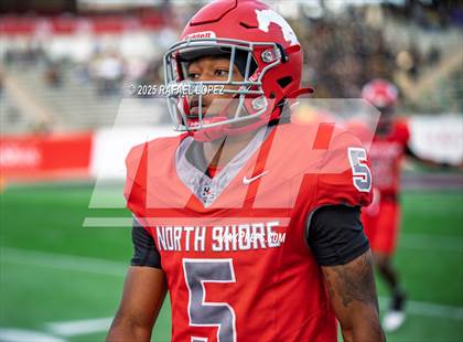 Thumbnail 3 in North Shore vs. Cypress Falls (UIL 6A D1 Football Regional) photogallery.
