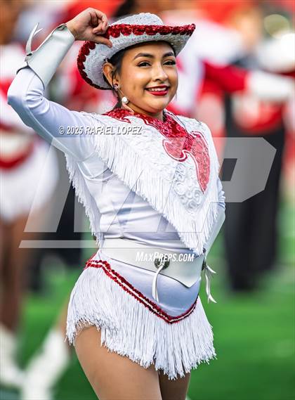 Thumbnail 1 in North Shore vs. Cypress Falls (UIL 6A D1 Football Regional) photogallery.