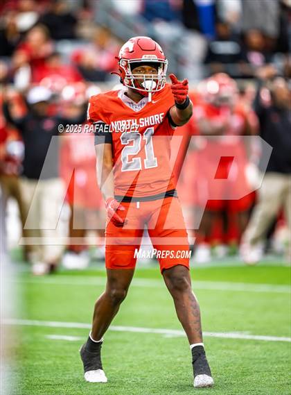 Thumbnail 3 in North Shore vs. Cypress Falls (UIL 6A D1 Football Regional) photogallery.