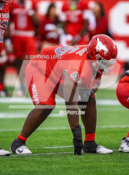 Thumbnail 2 in North Shore vs. Cypress Falls (UIL 6A D1 Football Regional) photogallery.