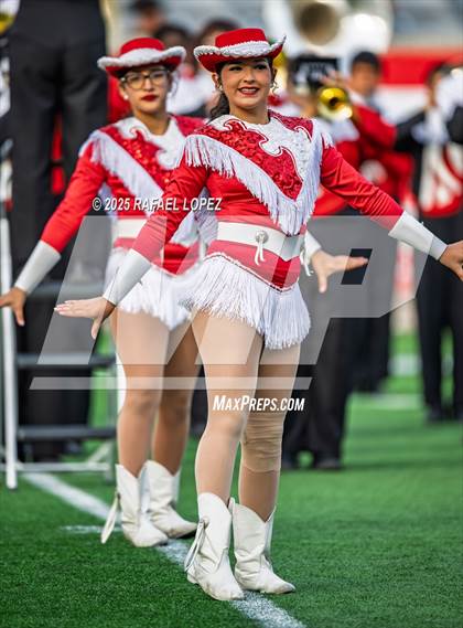 Thumbnail 1 in North Shore vs. Cypress Falls (UIL 6A D1 Football Regional) photogallery.