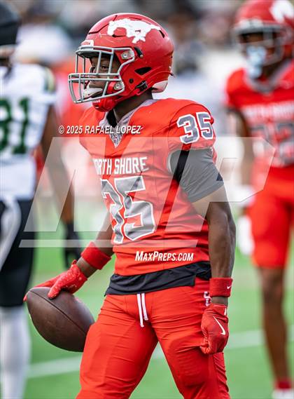 Thumbnail 3 in North Shore vs. Cypress Falls (UIL 6A D1 Football Regional) photogallery.