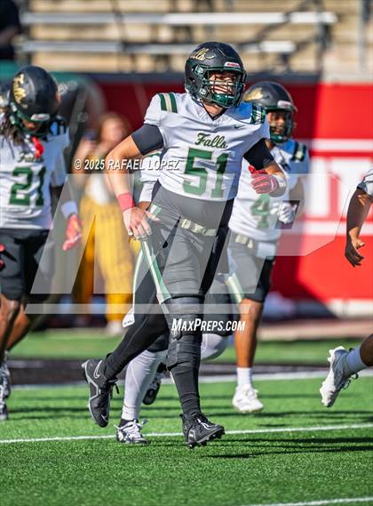 Thumbnail 3 in North Shore vs. Cypress Falls (UIL 6A D1 Football Regional) photogallery.