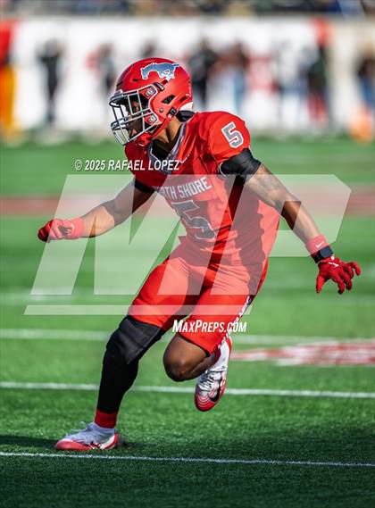 Thumbnail 3 in North Shore vs. Cypress Falls (UIL 6A D1 Football Regional) photogallery.