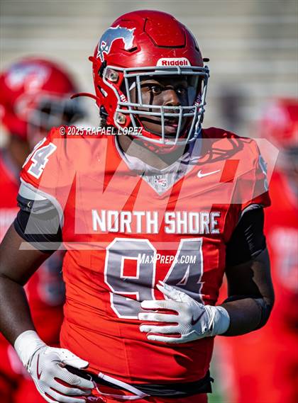 Thumbnail 1 in North Shore vs. Cypress Falls (UIL 6A D1 Football Regional) photogallery.