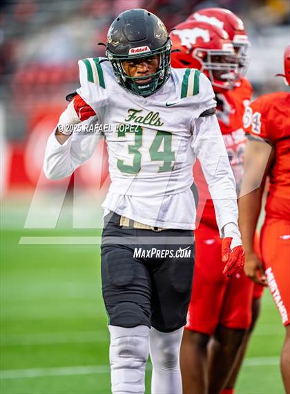 Thumbnail 1 in North Shore vs. Cypress Falls (UIL 6A D1 Football Regional) photogallery.