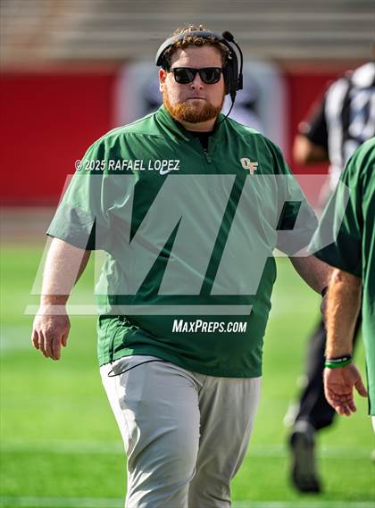 Thumbnail 2 in North Shore vs. Cypress Falls (UIL 6A D1 Football Regional) photogallery.