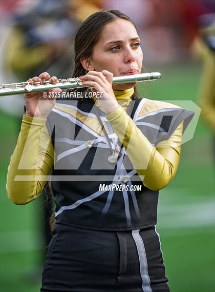 Thumbnail 1 in North Shore vs. Cypress Falls (UIL 6A D1 Football Regional) photogallery.
