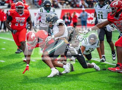 Thumbnail 1 in North Shore vs. Cypress Falls (UIL 6A D1 Football Regional) photogallery.