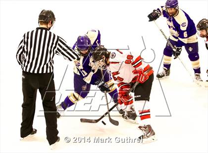 Thumbnail 3 in Christian Brothers vs. Chaminade photogallery.