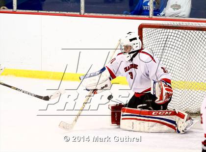 Thumbnail 3 in Christian Brothers vs. Chaminade photogallery.