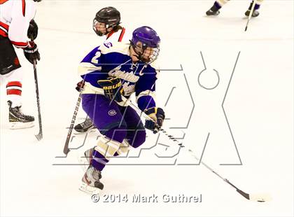 Thumbnail 3 in Christian Brothers vs. Chaminade photogallery.